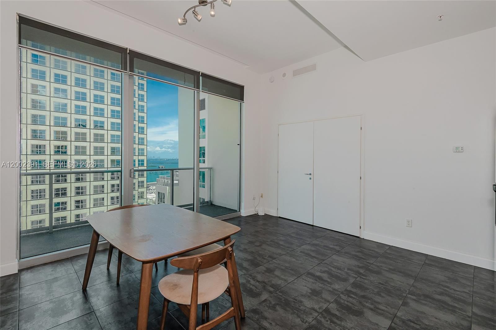 Real estate property located at 300 Biscayne Blvd PH-3903, Miami-dade, Met 1, Miami, FL