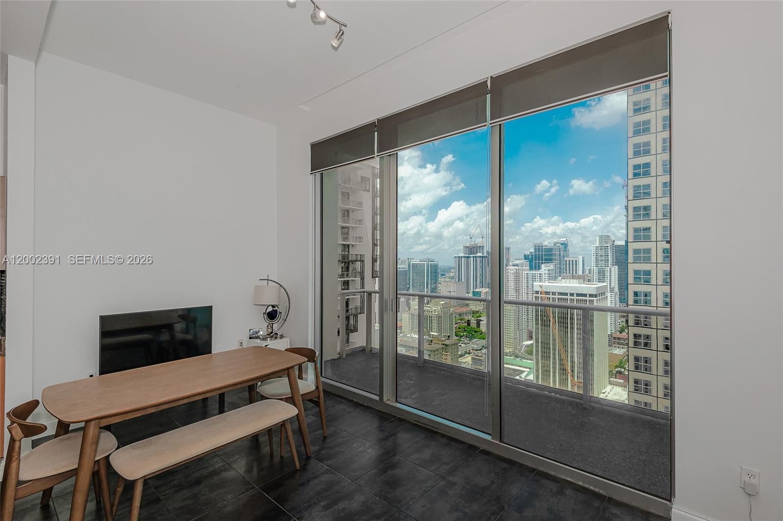 Real estate property located at 300 Biscayne Blvd PH-3903, Miami-dade, Met 1, Miami, FL