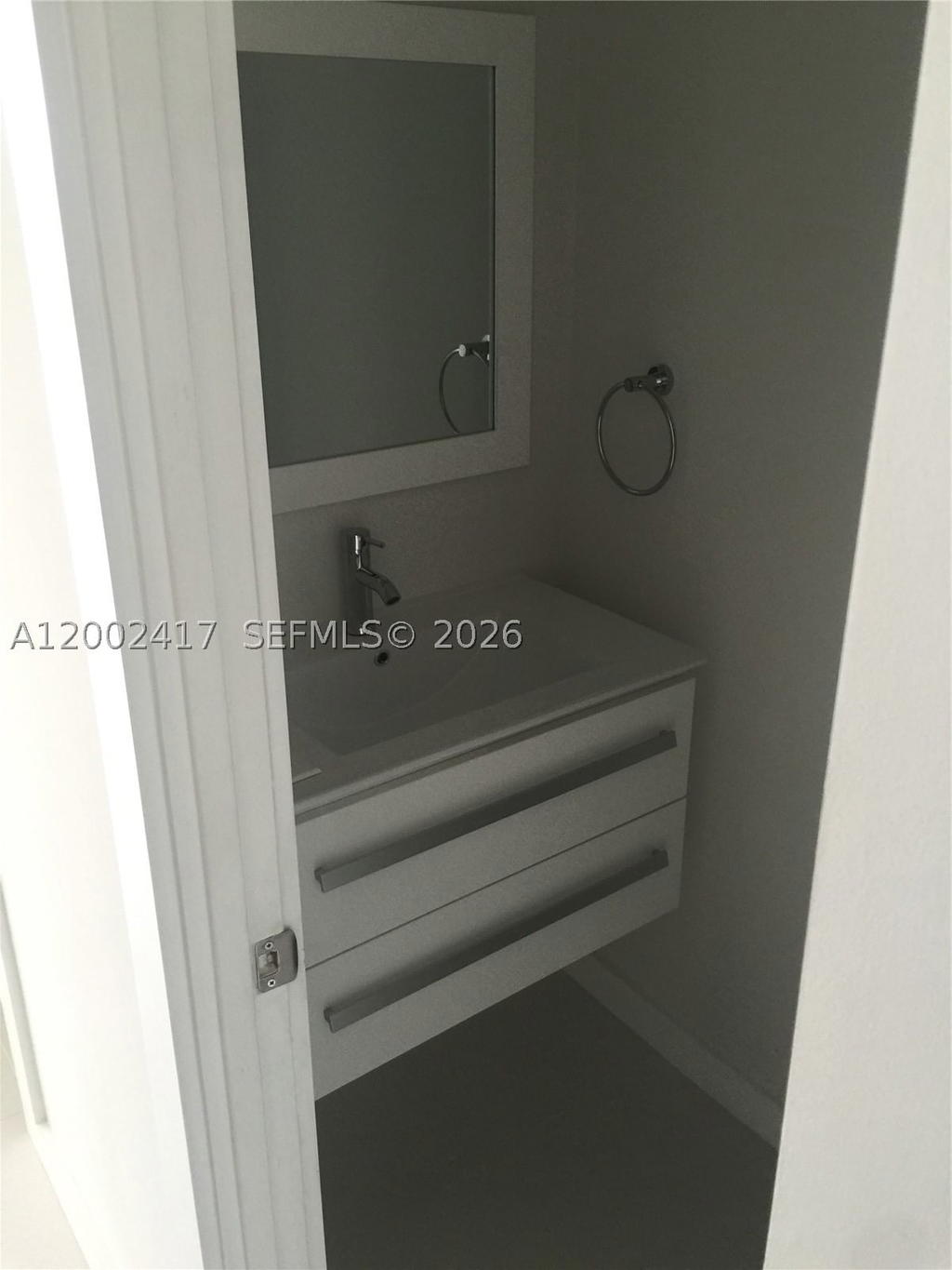 Real estate property located at 6900 Bay Dr #5A, Miami-dade, Stanton House Condo, Miami Beach, FL