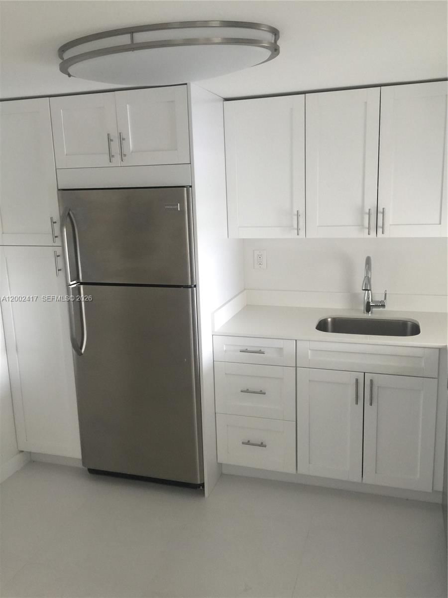 Real estate property located at 6900 Bay Dr #5A, Miami-dade, Stanton House Condo, Miami Beach, FL