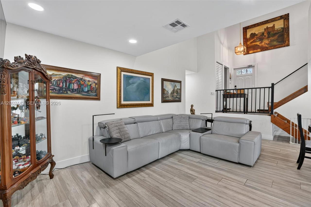Real estate property located at 14914 142nd Pl, Miami-dade, Country Walk Sec 4, Miami, FL