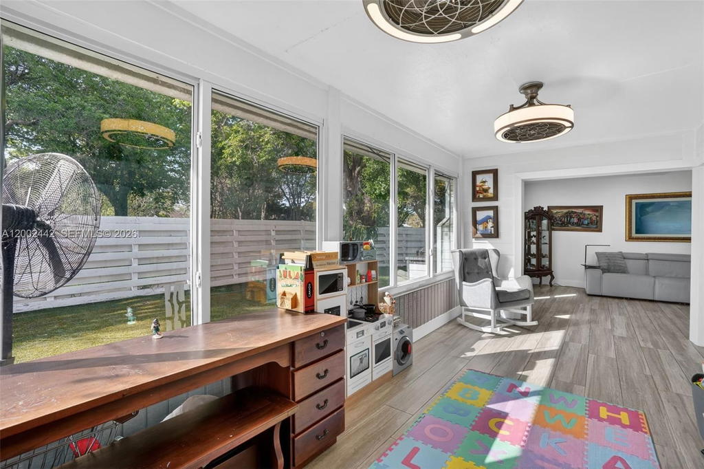 Real estate property located at 14914 142nd Pl, Miami-dade, Country Walk Sec 4, Miami, FL
