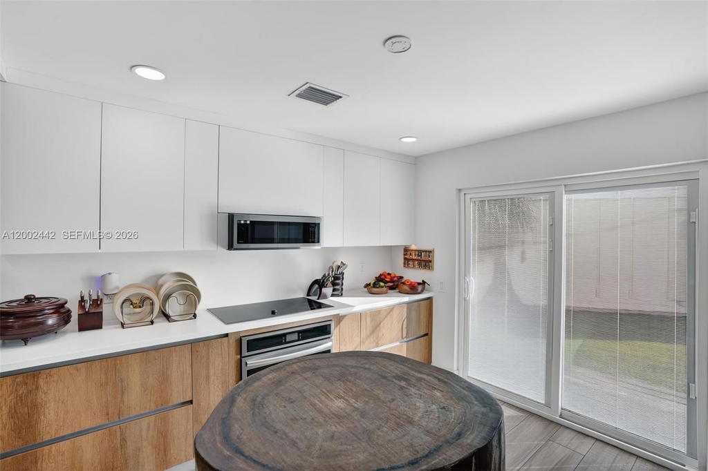 Real estate property located at 14914 142nd Pl, Miami-dade, Country Walk Sec 4, Miami, FL