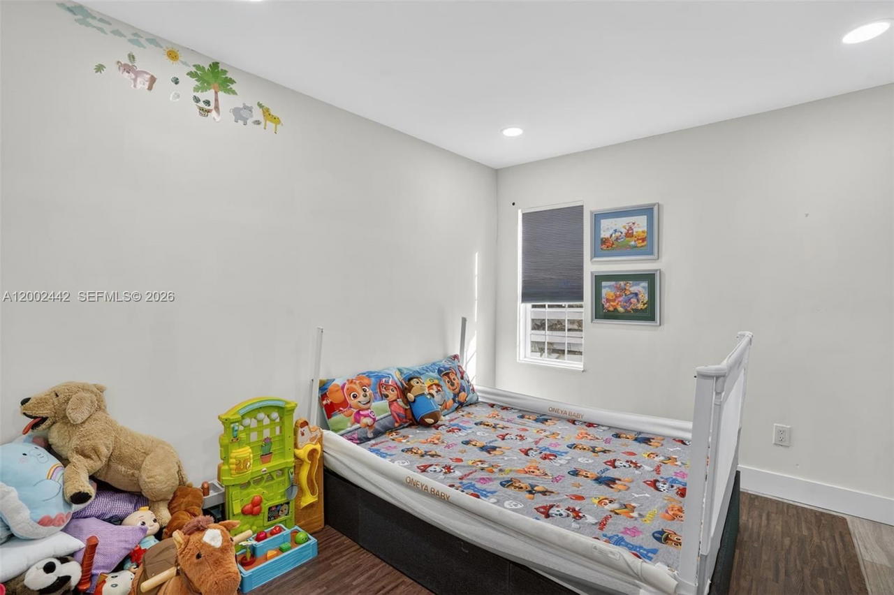 Real estate property located at 14914 142nd Pl, Miami-dade, Country Walk Sec 4, Miami, FL