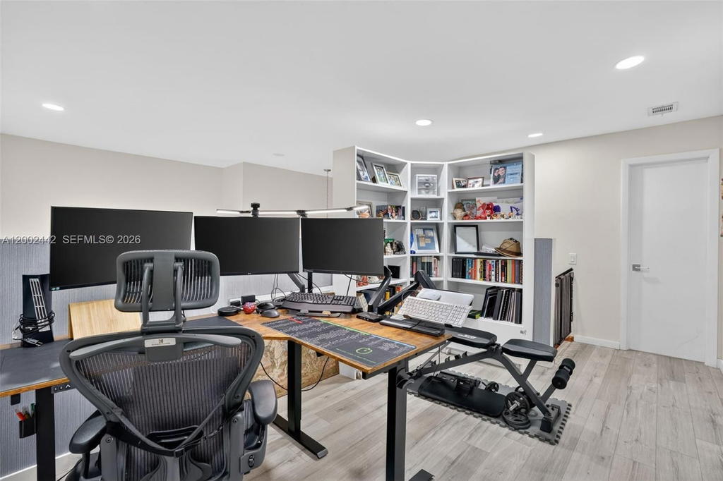 Real estate property located at 14914 142nd Pl, Miami-dade, Country Walk Sec 4, Miami, FL