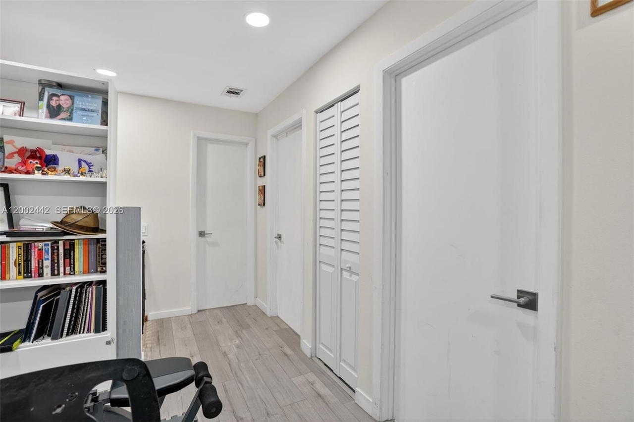 Real estate property located at 14914 142nd Pl, Miami-dade, Country Walk Sec 4, Miami, FL