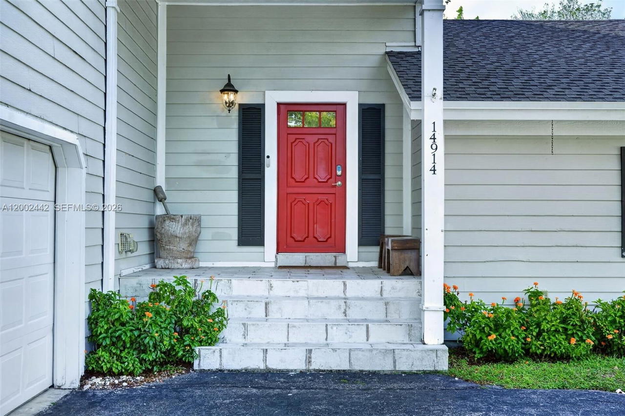 Real estate property located at 14914 142nd Pl, Miami-dade, Country Walk Sec 4, Miami, FL