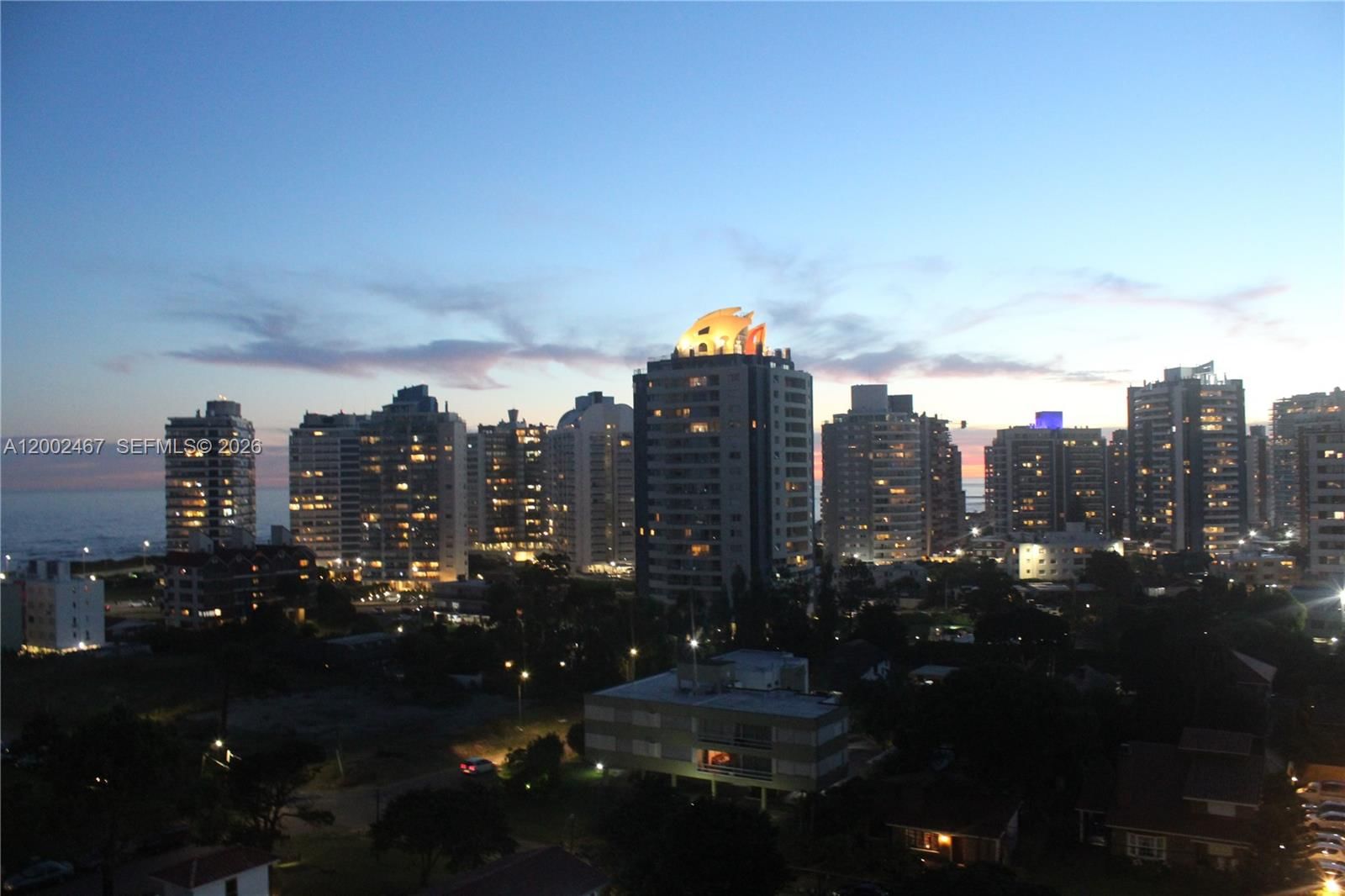 Real estate property located at 1000 Brickell Plz #1906, Miami-dade, Brickell Flatiron Condo, Miami, FL