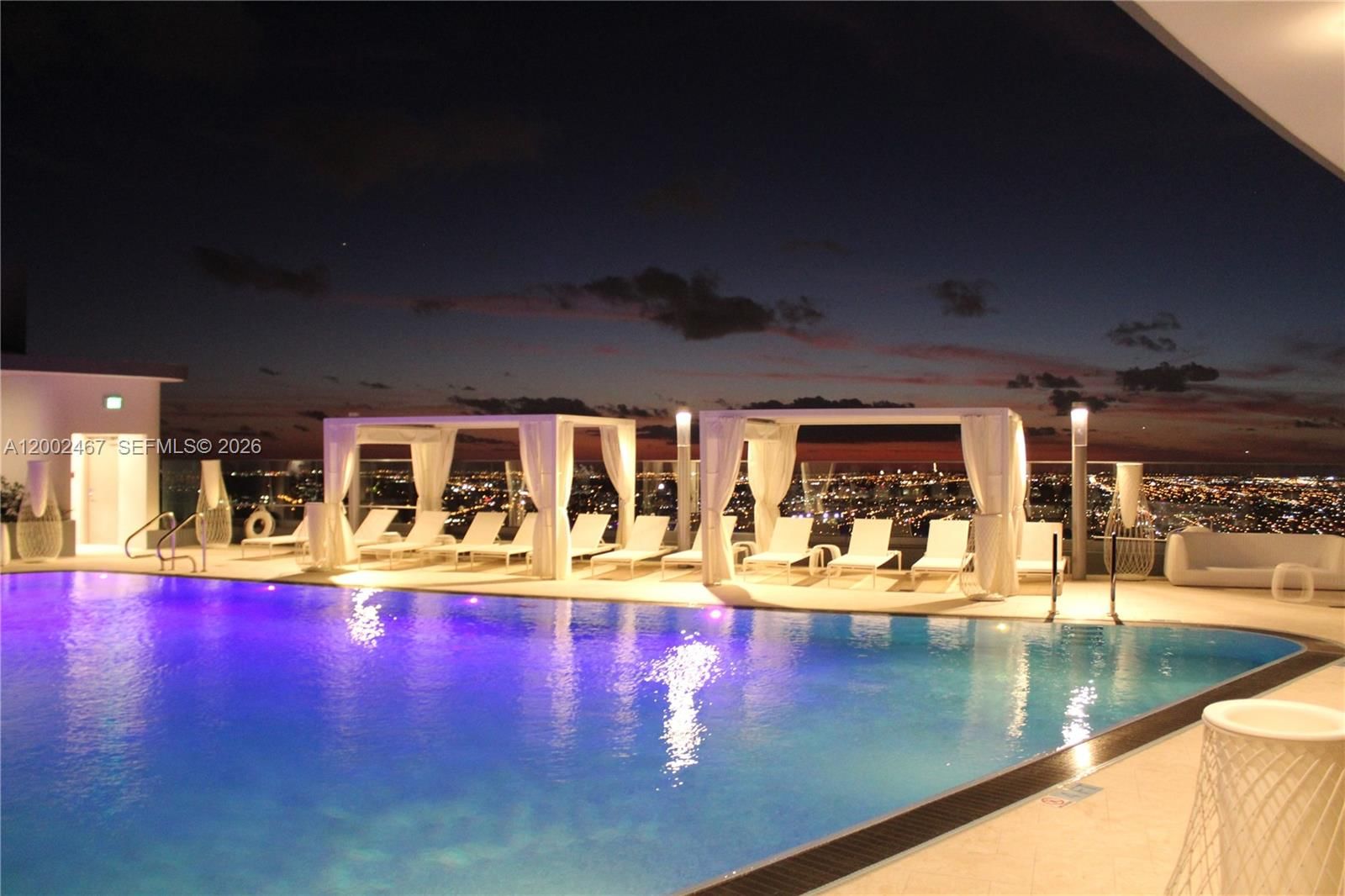 Real estate property located at 1000 Brickell Plz #1906, Miami-dade, Brickell Flatiron Condo, Miami, FL