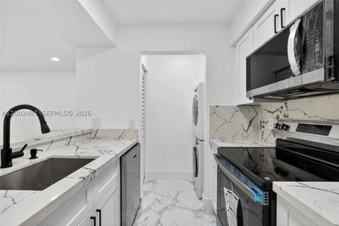 Real estate property located at 1227 46th Ave #314, Broward, Royal Poinciana Condo, Pompano Beach, FL
