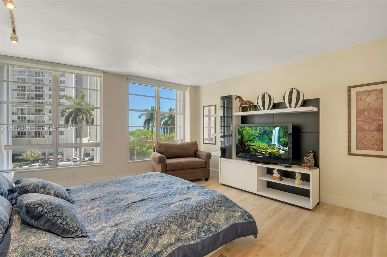 Real estate property located at 5660 Collins Ave #4B, Miami-dade, Fifty Six-sixty Collins A, Miami Beach, FL