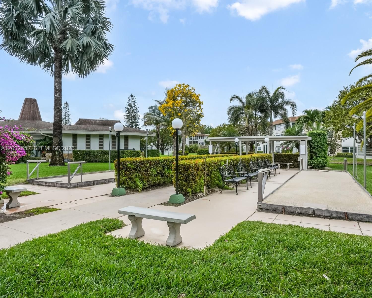 Real estate property located at 4806 36th St #515, Broward, Orchid Gardens Condo, Lauderdale Lakes, FL