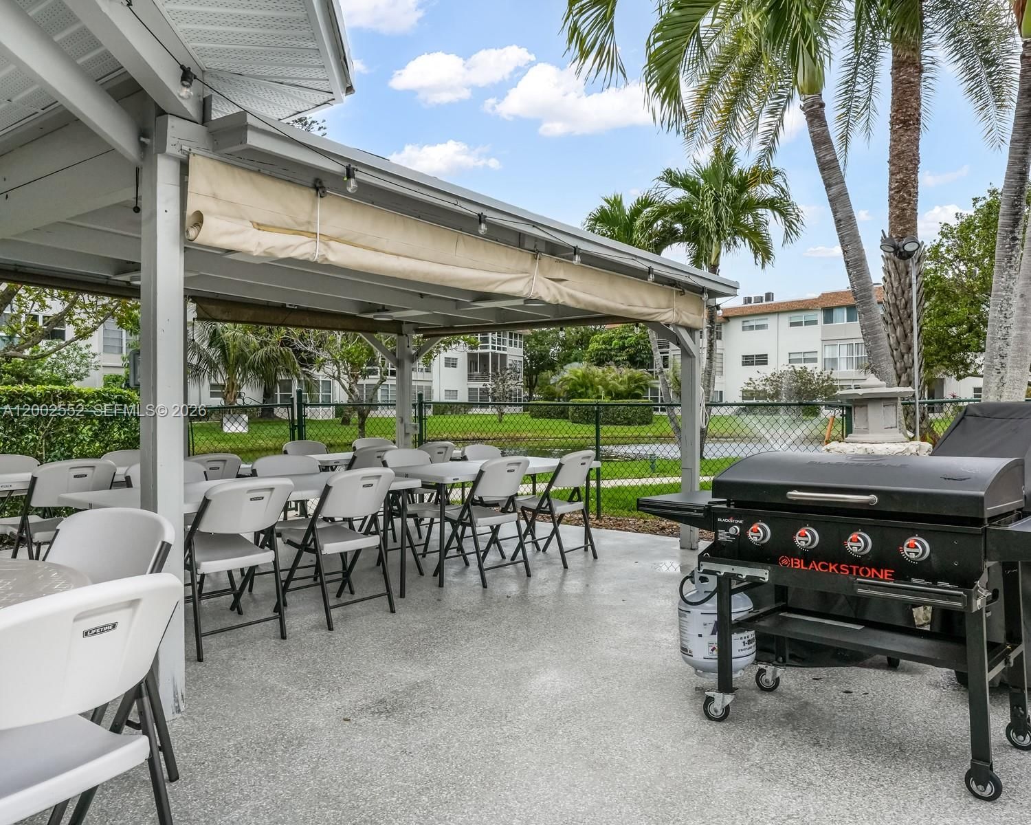 Real estate property located at 4806 36th St #515, Broward, Orchid Gardens Condo, Lauderdale Lakes, FL
