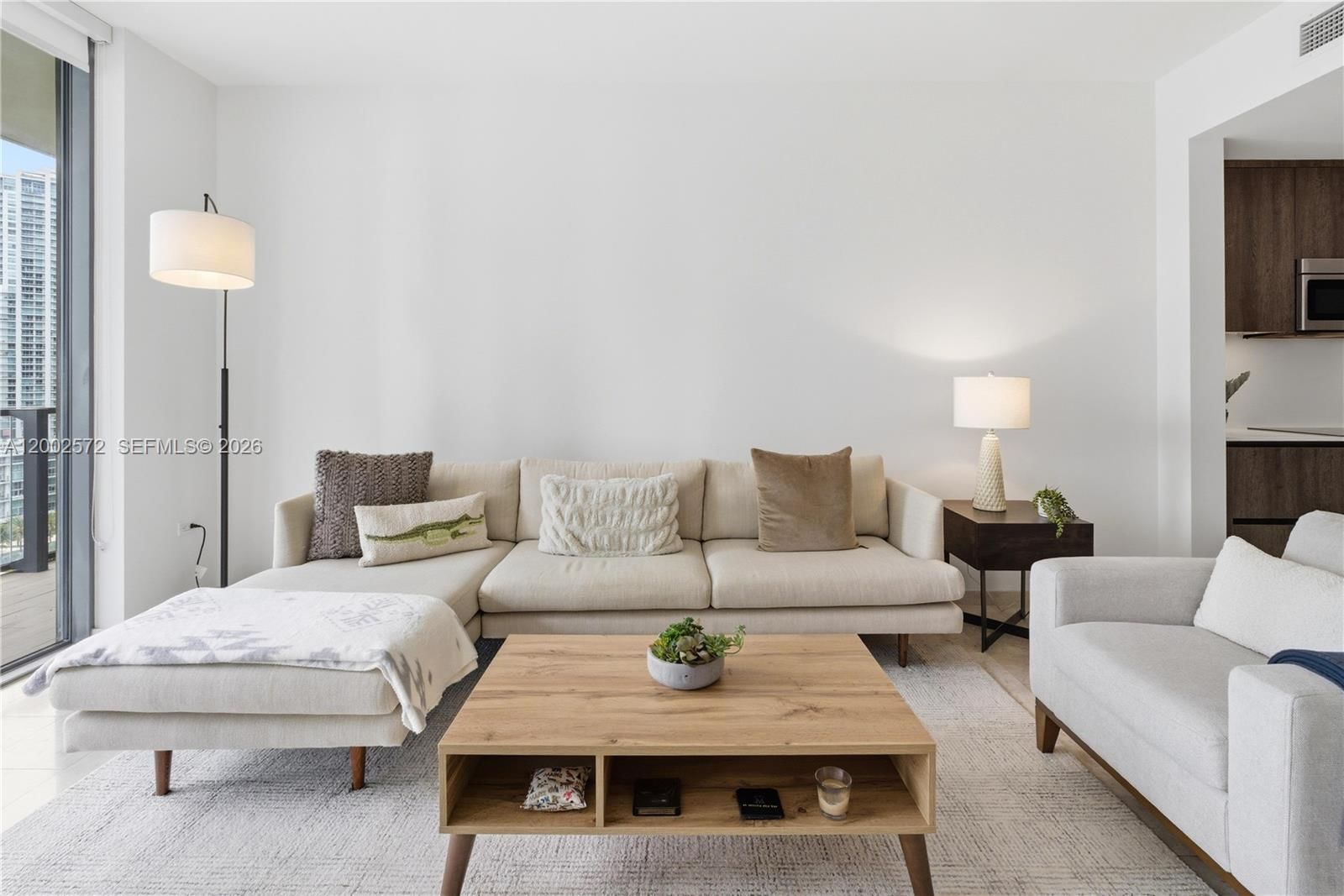 Real estate property located at 68 6th St #1106, Miami-dade, Reach Condo, Miami, FL