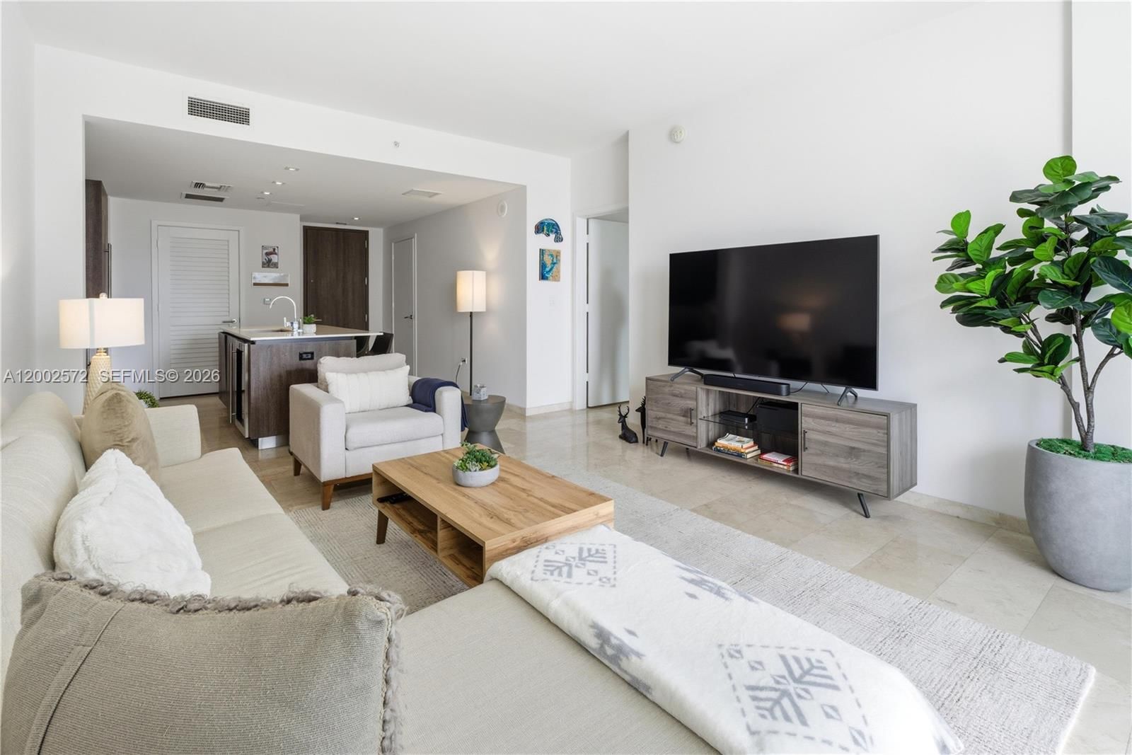 Real estate property located at 68 6th St #1106, Miami-dade, Reach Condo, Miami, FL