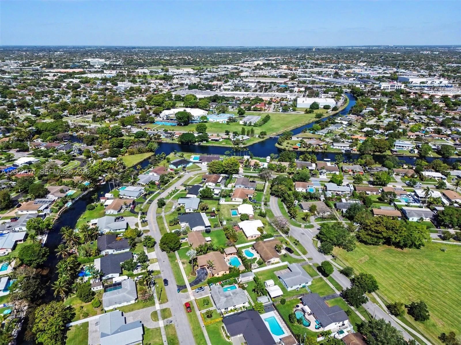 Real estate property located at 9837 194th St, Miami-dade, Bel Aire Sec 3, Cutler Bay, FL