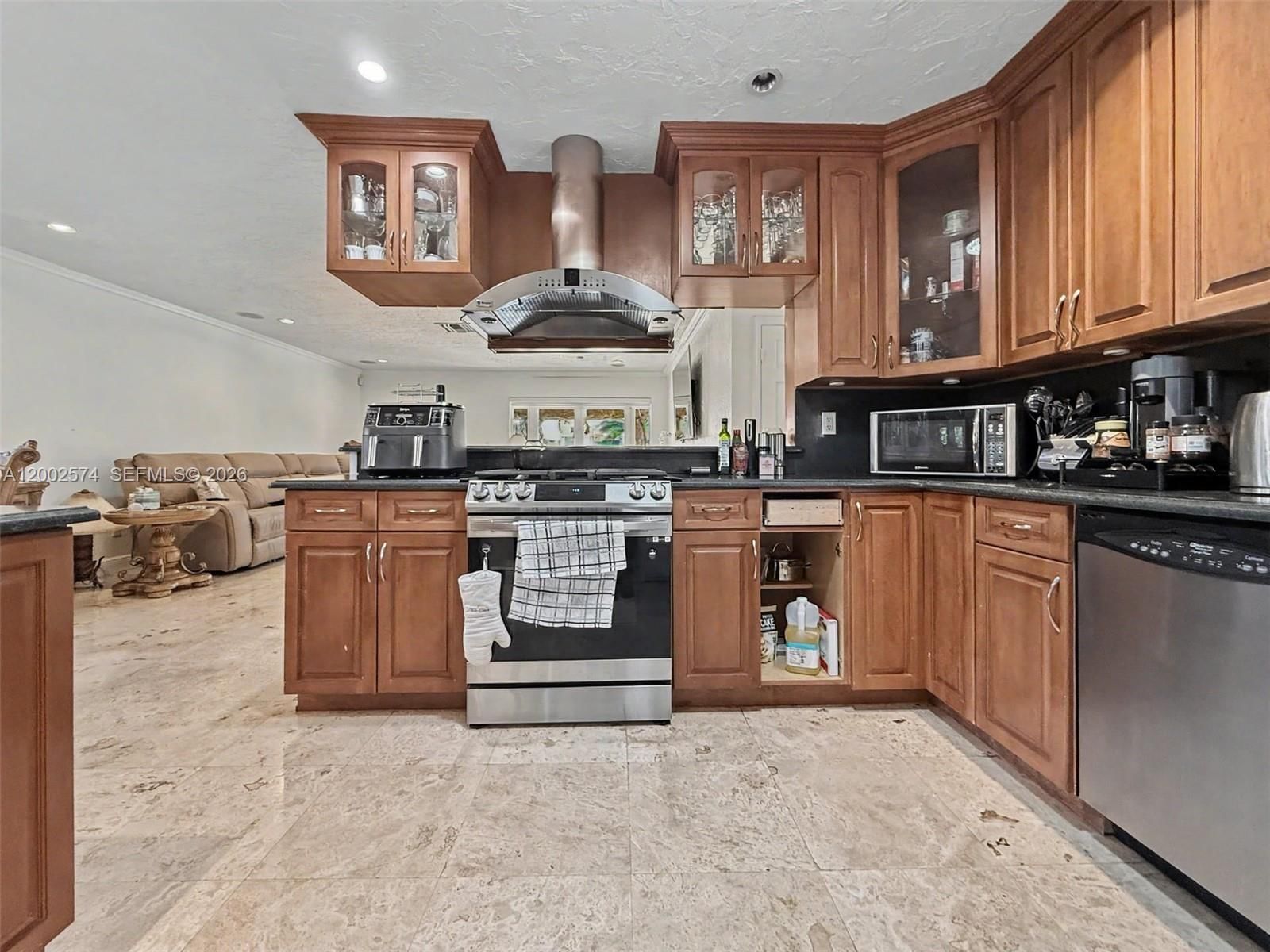 Real estate property located at 9837 194th St, Miami-dade, Bel Aire Sec 3, Cutler Bay, FL