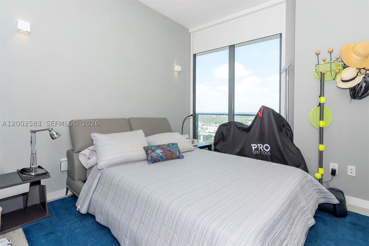 Real estate property located at 480 31st St #3007, Miami-dade, Gran Paraiso, Miami, FL
