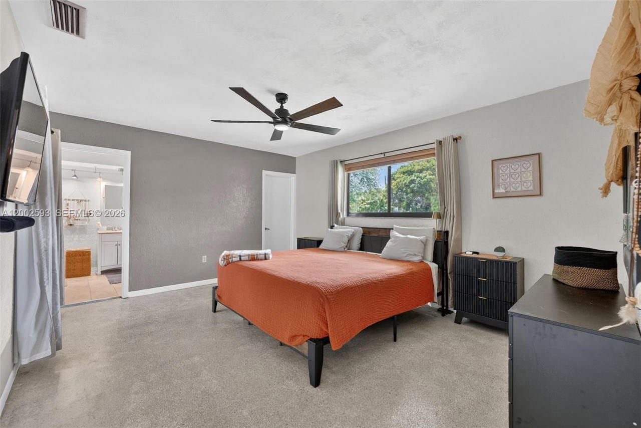 Real estate property located at 10431 82nd Ct, Miami-dade, Continental Homes, Miami, FL