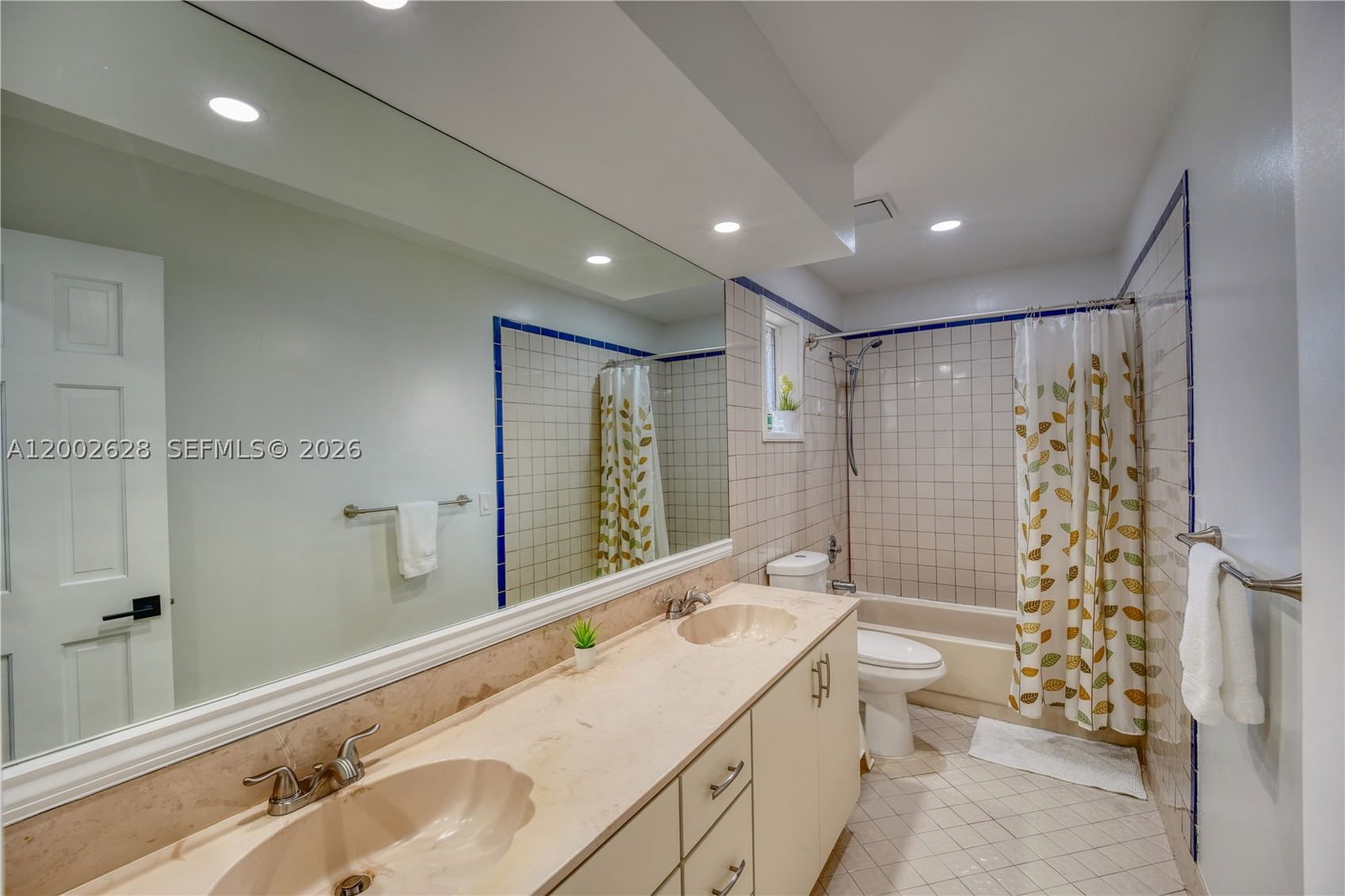 Real estate property located at 966 114th Ave, Broward, Cypress Run, Coral Springs, FL