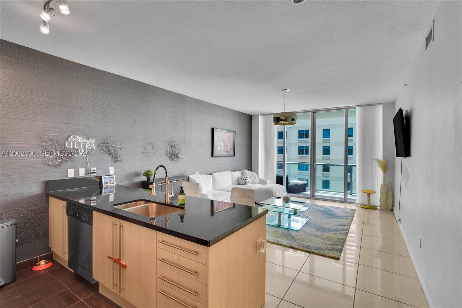 Real estate property located at 79 12th St #1605, Miami-dade, The Axis On Brickell Cond, Miami, FL