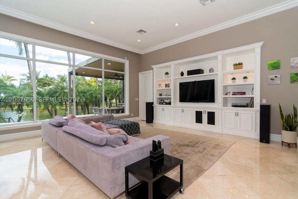 Real estate property located at 651 Sweet Bay Ave, Broward, Enclave 2nd Sec, Plantation, FL