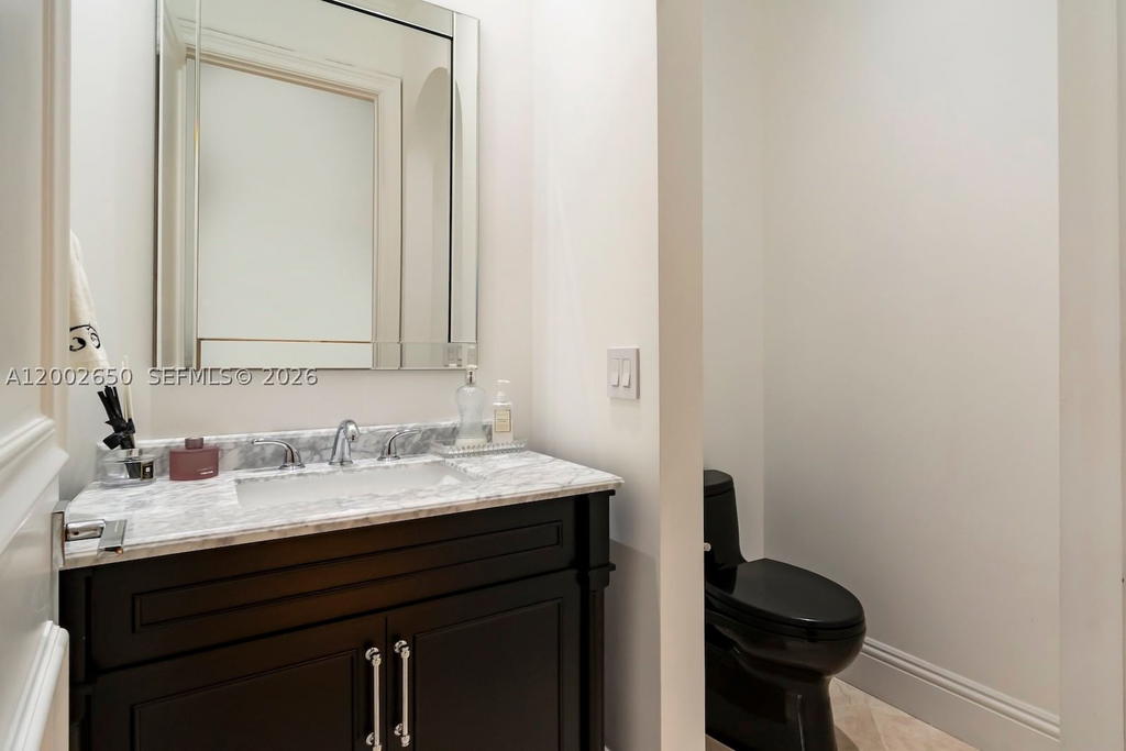 Real estate property located at 651 Sweet Bay Ave, Broward, Enclave 2nd Sec, Plantation, FL