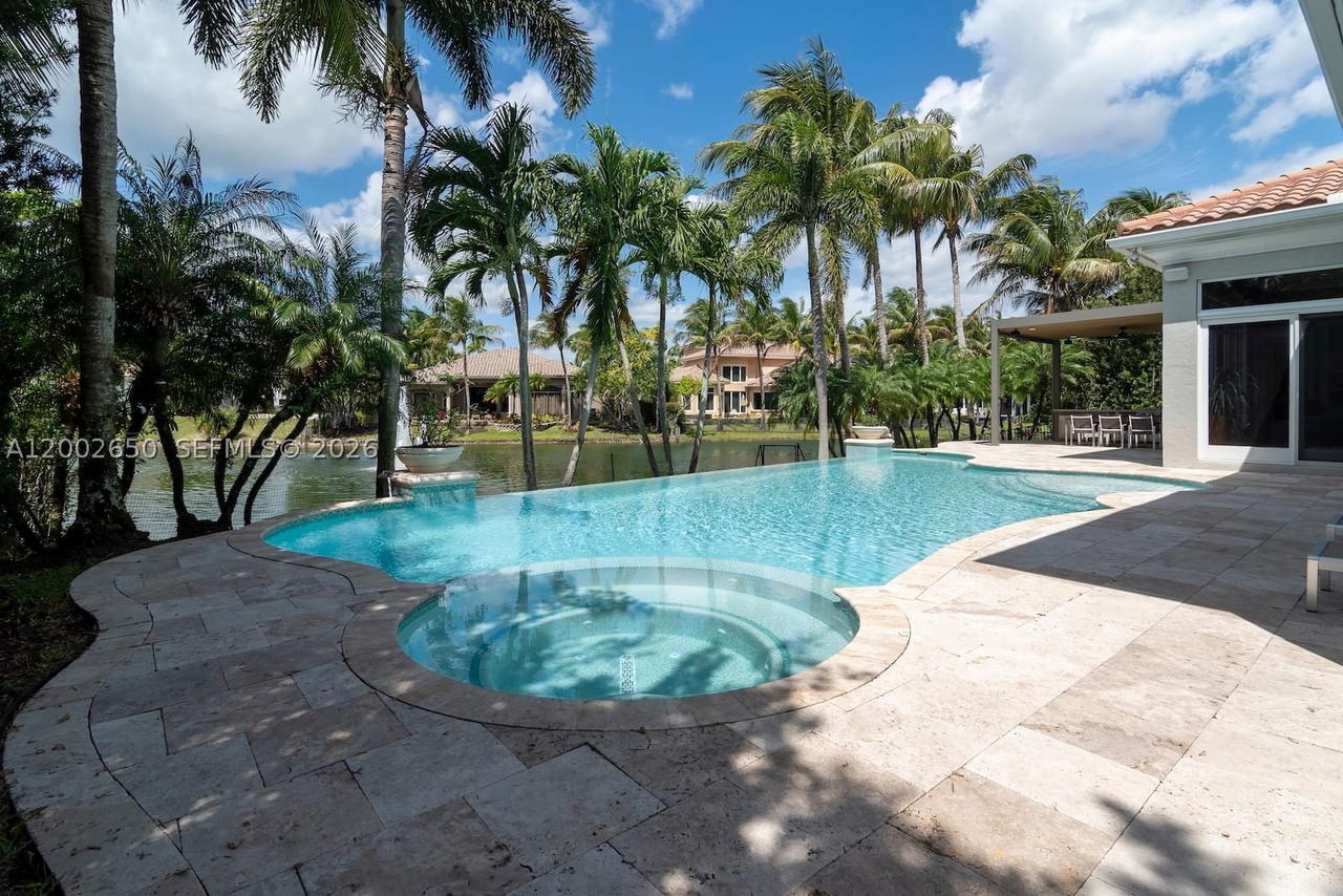 Real estate property located at 651 Sweet Bay Ave, Broward, Enclave 2nd Sec, Plantation, FL
