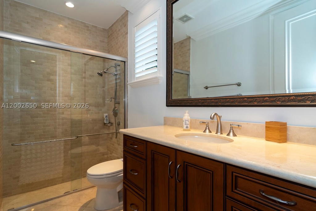 Real estate property located at 651 Sweet Bay Ave, Broward, Enclave 2nd Sec, Plantation, FL