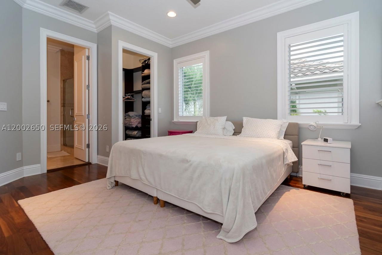 Real estate property located at 651 Sweet Bay Ave, Broward, Enclave 2nd Sec, Plantation, FL