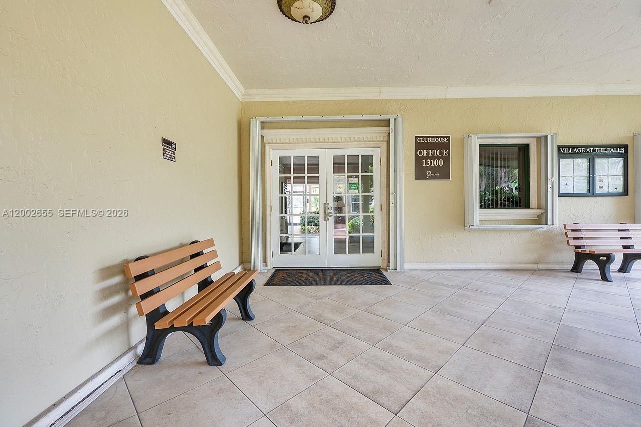 Real estate property located at 13100 92nd Ave A-PH11, Miami-dade, Village At The Falls Cond, Miami, FL