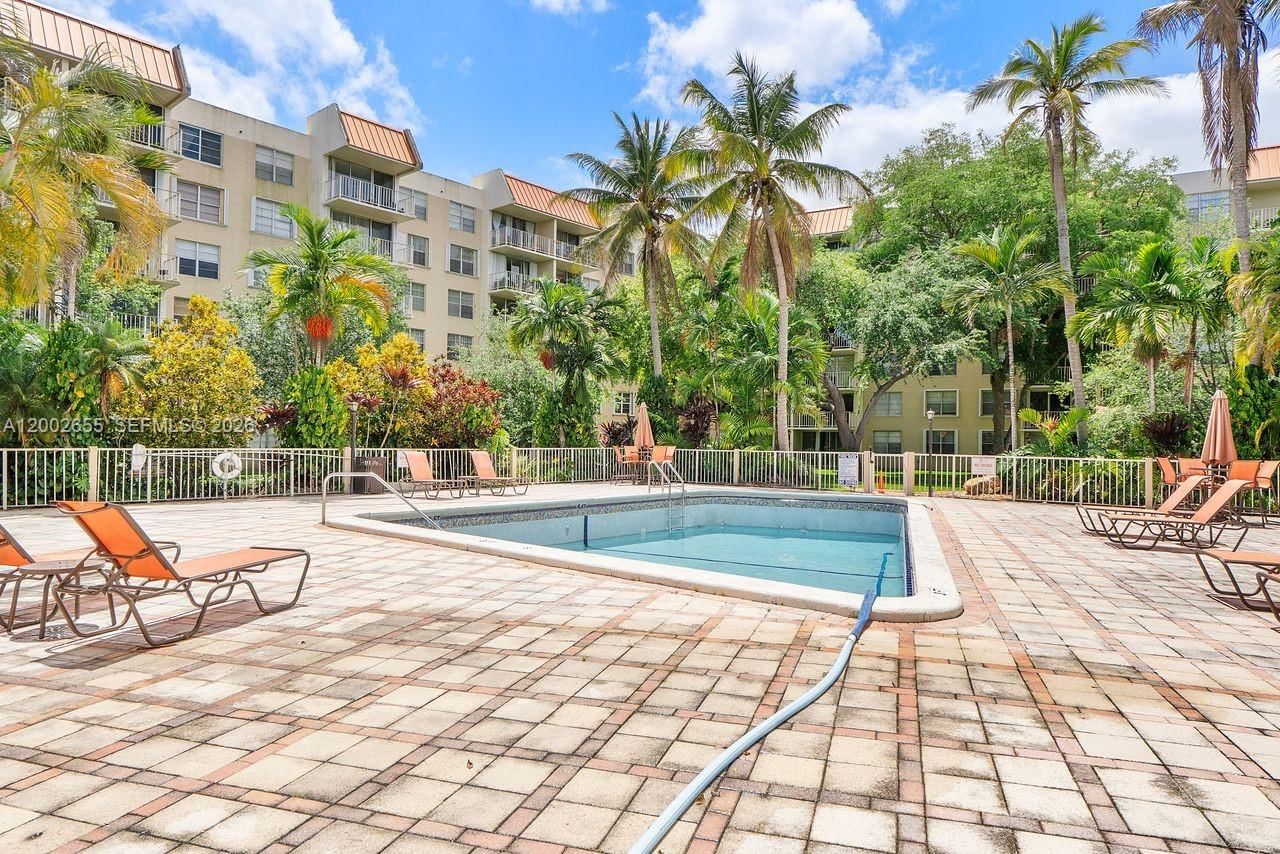 Real estate property located at 13100 92nd Ave A-PH11, Miami-dade, Village At The Falls Cond, Miami, FL