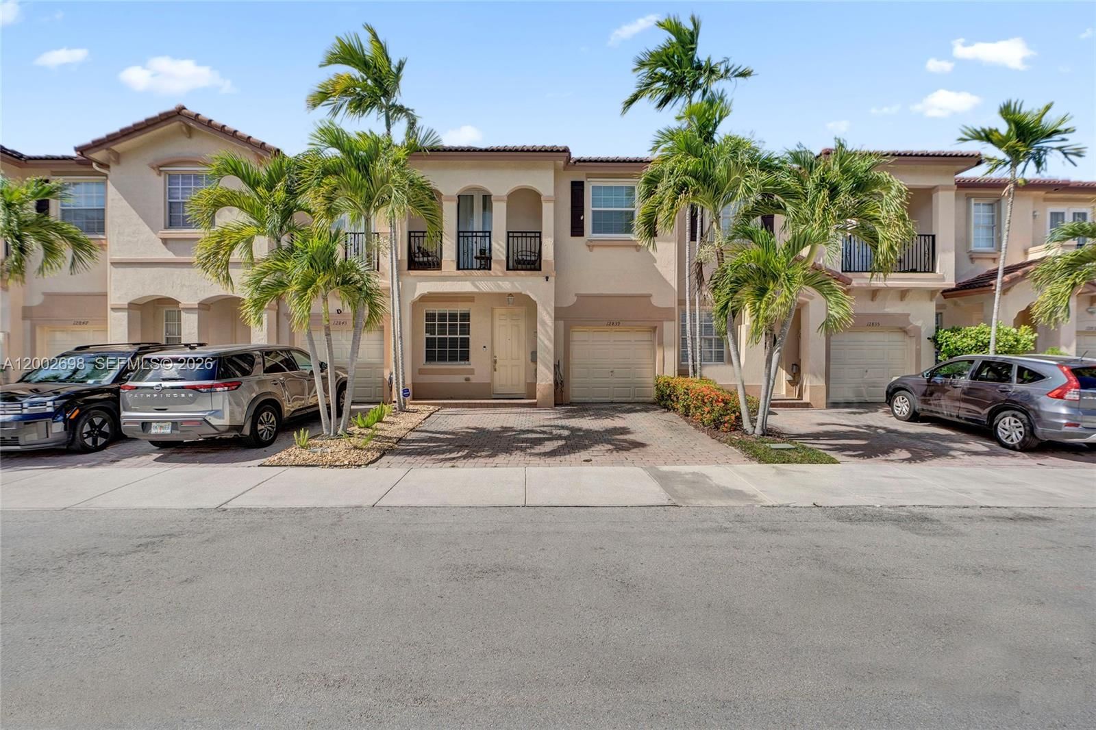 Real estate property located at 12839 135th Ter, Miami-dade, Courts At Tuscany, Miami, FL