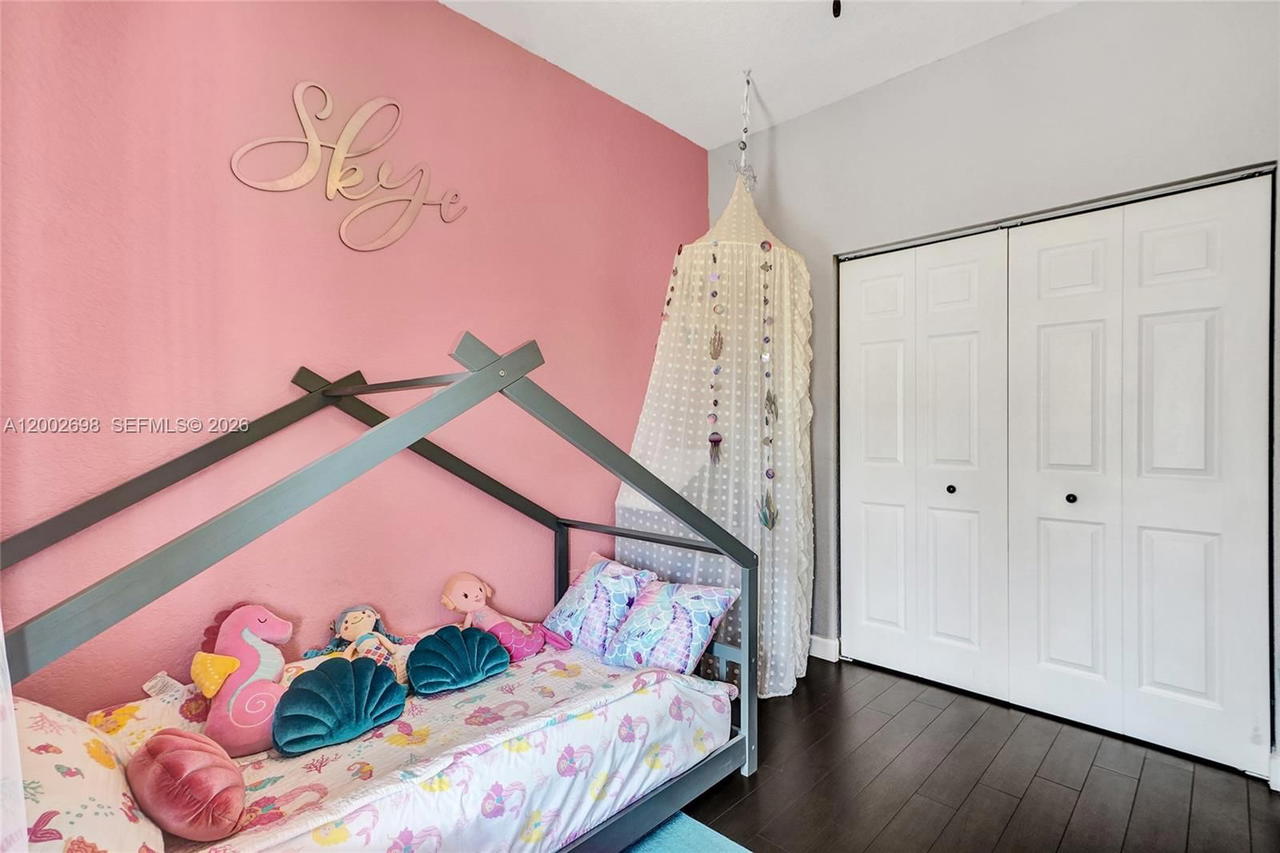 Real estate property located at 12839 135th Ter, Miami-dade, Courts At Tuscany, Miami, FL
