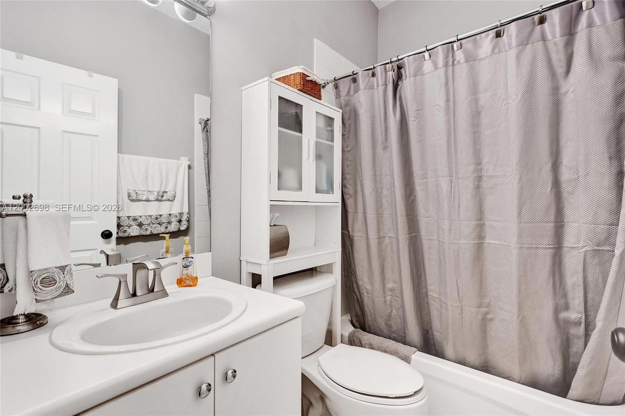 Real estate property located at 12839 135th Ter, Miami-dade, Courts At Tuscany, Miami, FL