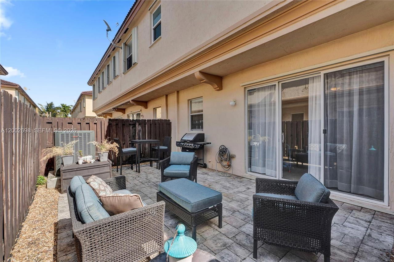 Real estate property located at 12839 135th Ter, Miami-dade, Courts At Tuscany, Miami, FL