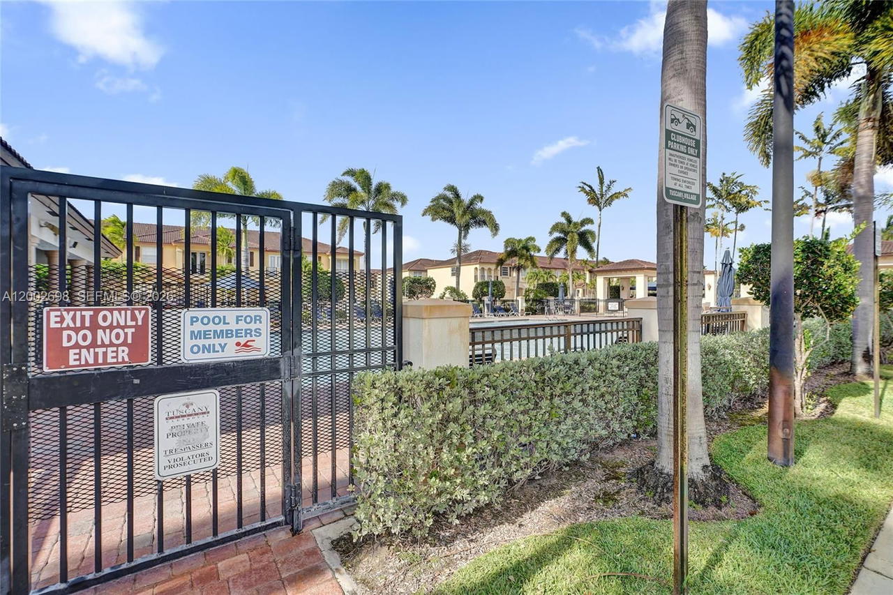 Real estate property located at 12839 135th Ter, Miami-dade, Courts At Tuscany, Miami, FL