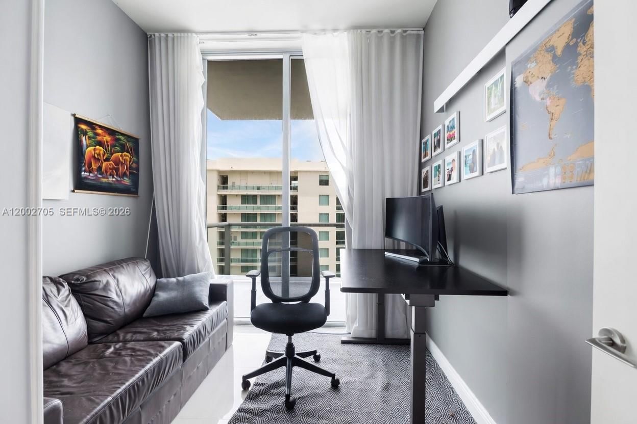 Real estate property located at 7930 East Dr #1505, Miami-dade, Eloquence On The Bay Cond, North Bay Village, FL