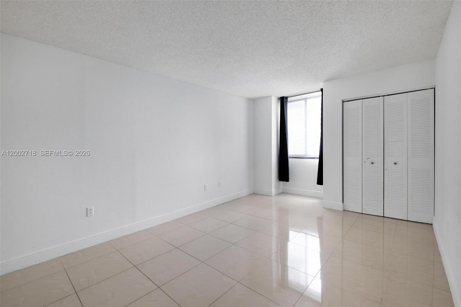 Real estate property located at 800 Miami Ave E-1110, Miami-dade, Madison Downtown Condo, Miami, FL
