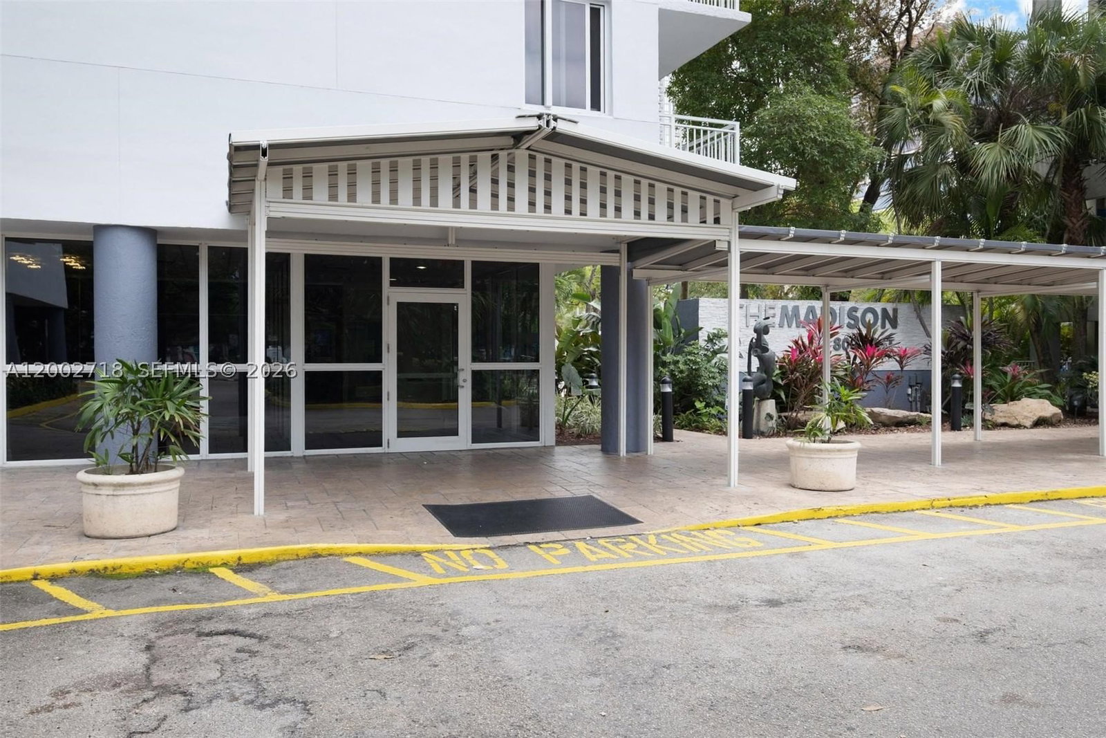 Real estate property located at 800 Miami Ave E-1110, Miami-dade, Madison Downtown Condo, Miami, FL