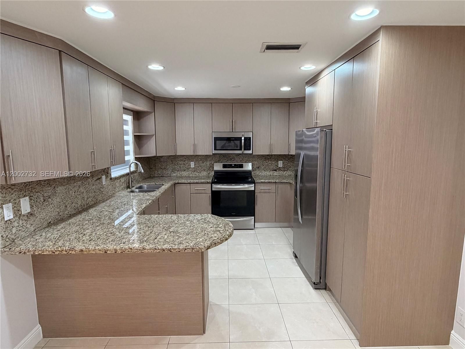 Real estate property located at 3011 74th Ave, Broward, Driftwood Estates No 2, Hollywood, FL