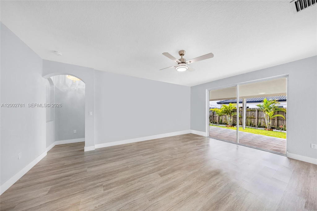 Real estate property located at 7972 198th St, Miami-dade, Spanish Lakes 2nd Addn, Hialeah, FL
