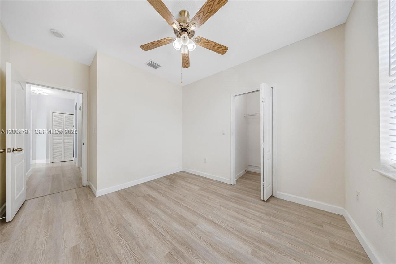 Real estate property located at 7972 198th St, Miami-dade, Spanish Lakes 2nd Addn, Hialeah, FL