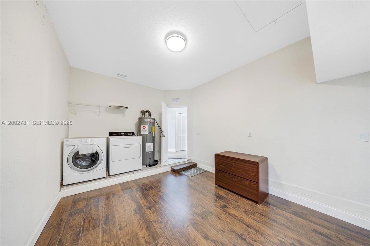 Real estate property located at 7972 198th St, Miami-dade, Spanish Lakes 2nd Addn, Hialeah, FL