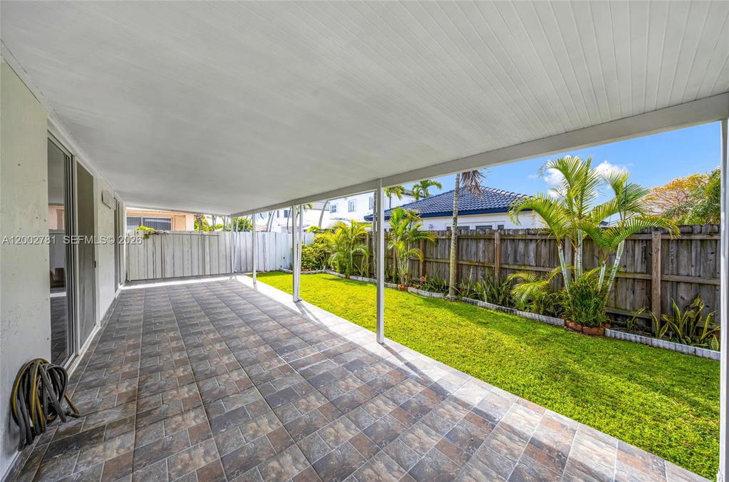 Real estate property located at 7972 198th St, Miami-dade, Spanish Lakes 2nd Addn, Hialeah, FL