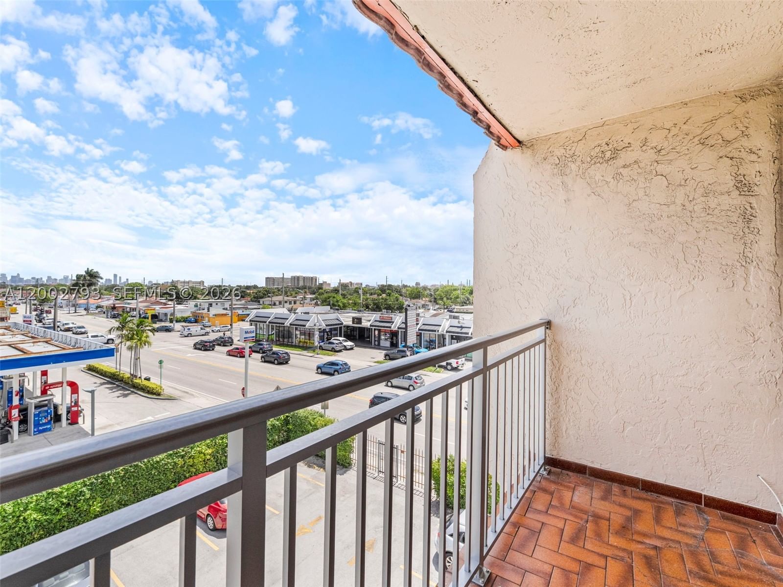 Real estate property located at 4713 7th St #410-1, Miami-dade, Sunset Villas Condo, Miami, FL