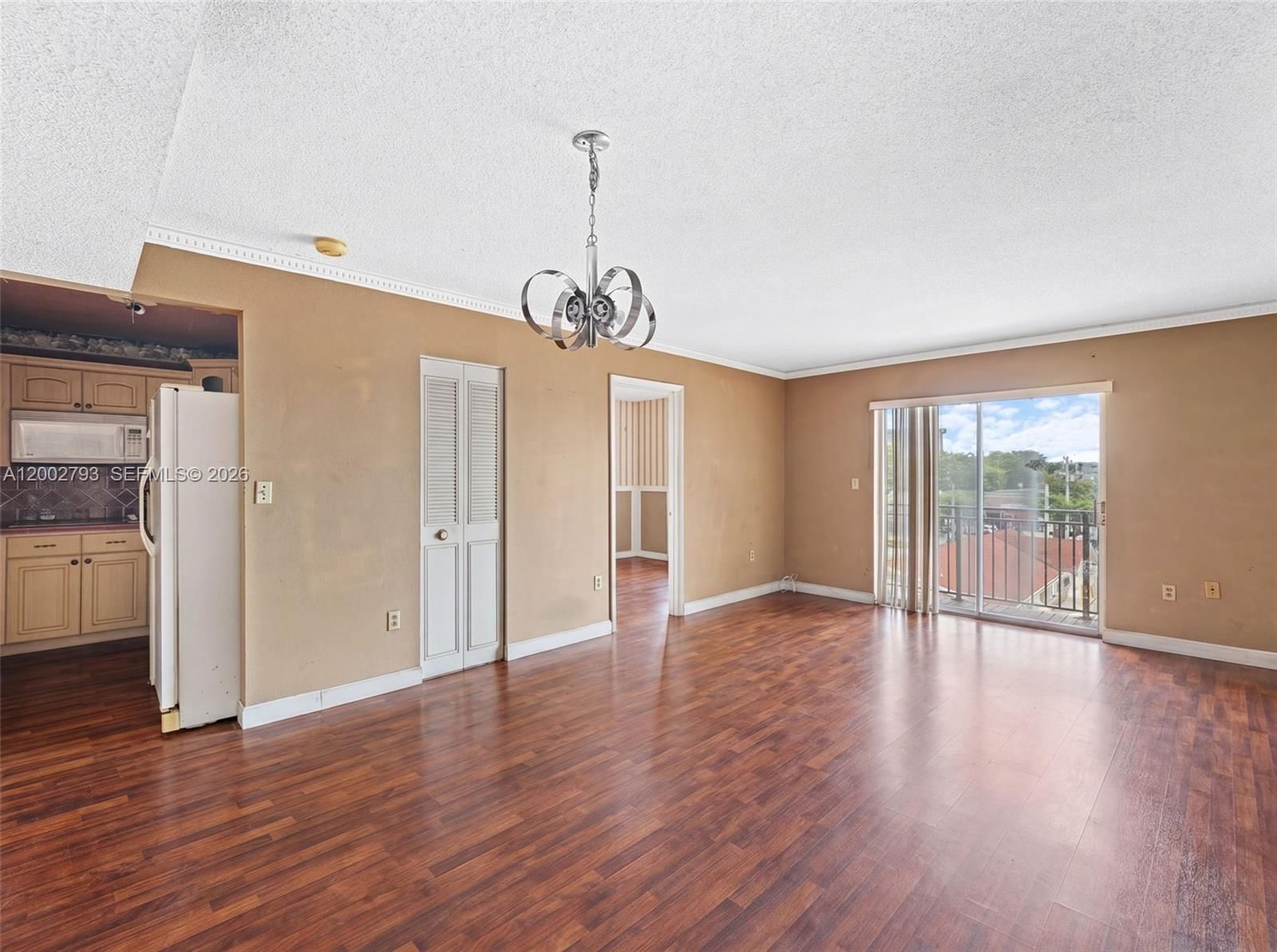 Real estate property located at 4713 7th St #410-1, Miami-dade, Sunset Villas Condo, Miami, FL