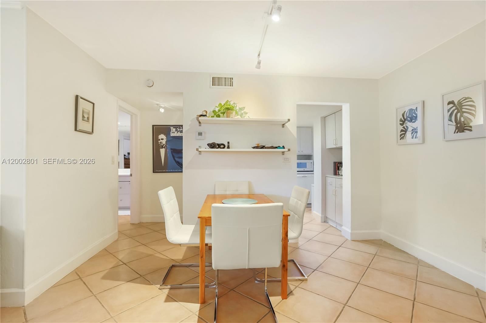 Real estate property located at 1205 Mariposa Ave #102, Miami-dade, Villa Capri Condo, Coral Gables, FL