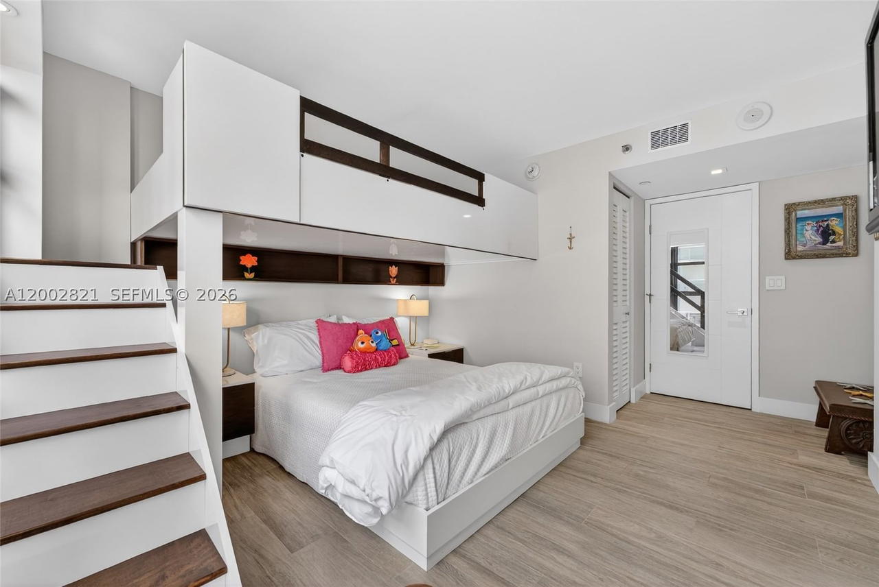 Real estate property located at 5757 Collins Ave #1104, Miami-dade, Lexcellence Condo, Miami Beach, FL