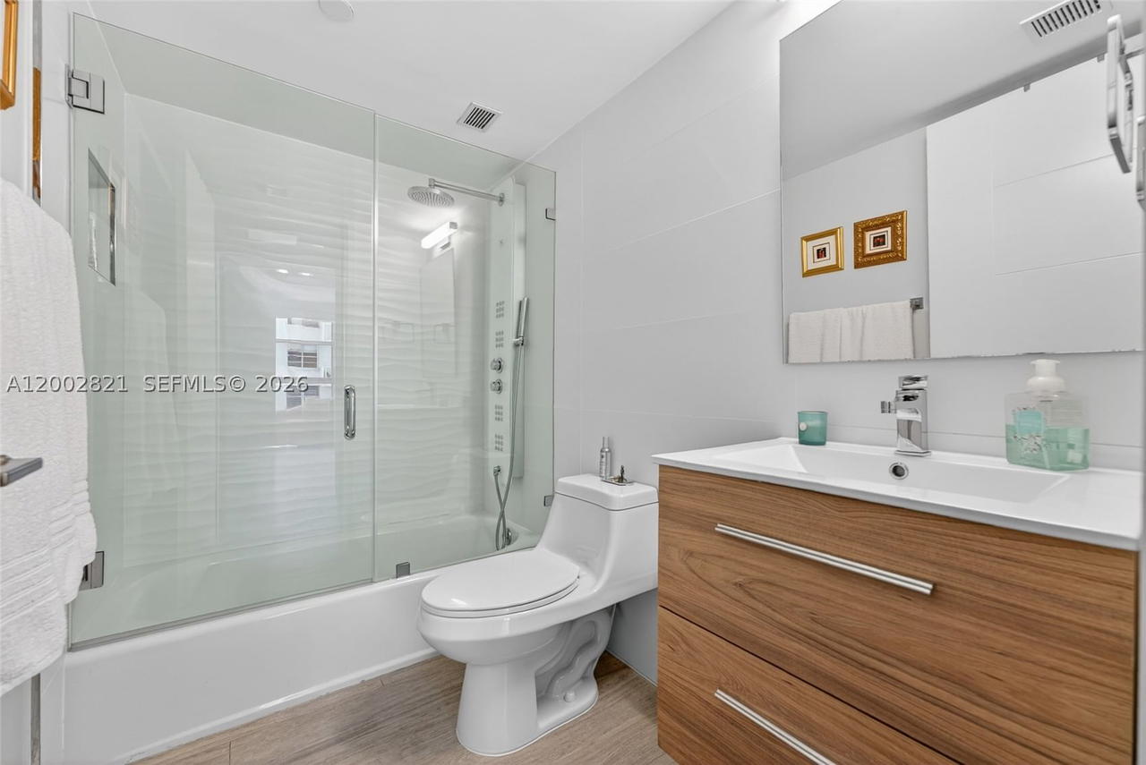 Real estate property located at 5757 Collins Ave #1104, Miami-dade, Lexcellence Condo, Miami Beach, FL